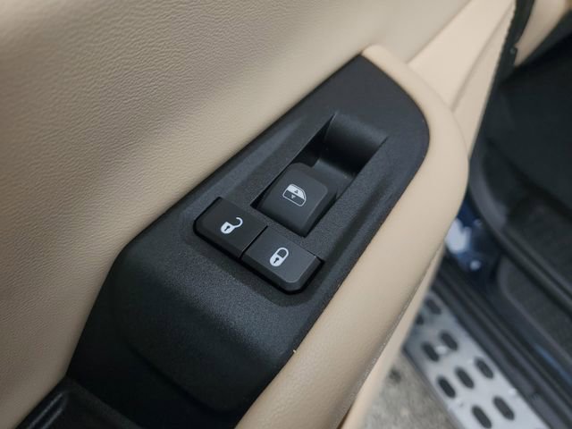 Certified 2024 Jeep Grand Cherokee L Limited AWD/4WD image 19