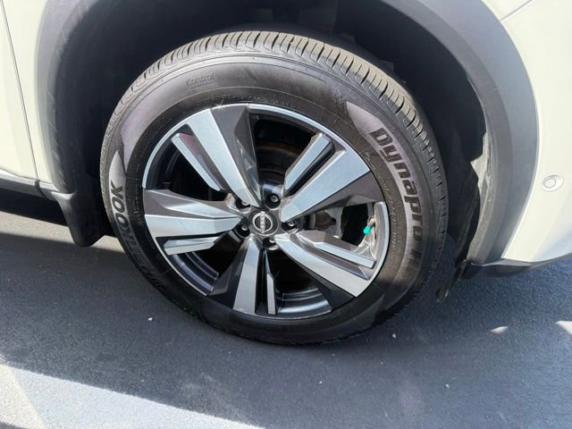 Used 2022 Nissan Rogue SL w/ SL Premium Package image 4