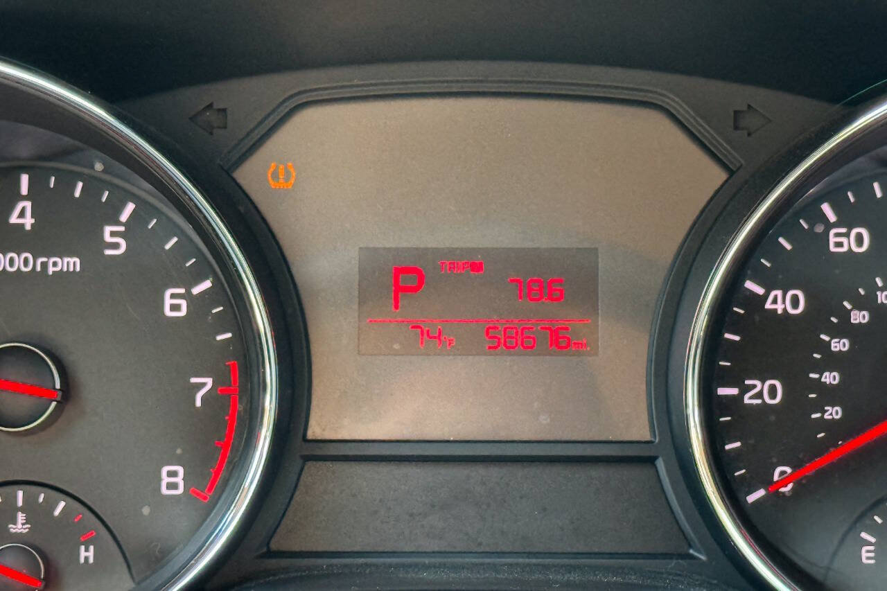 Used 2018 Kia Sedona L FWD image 25