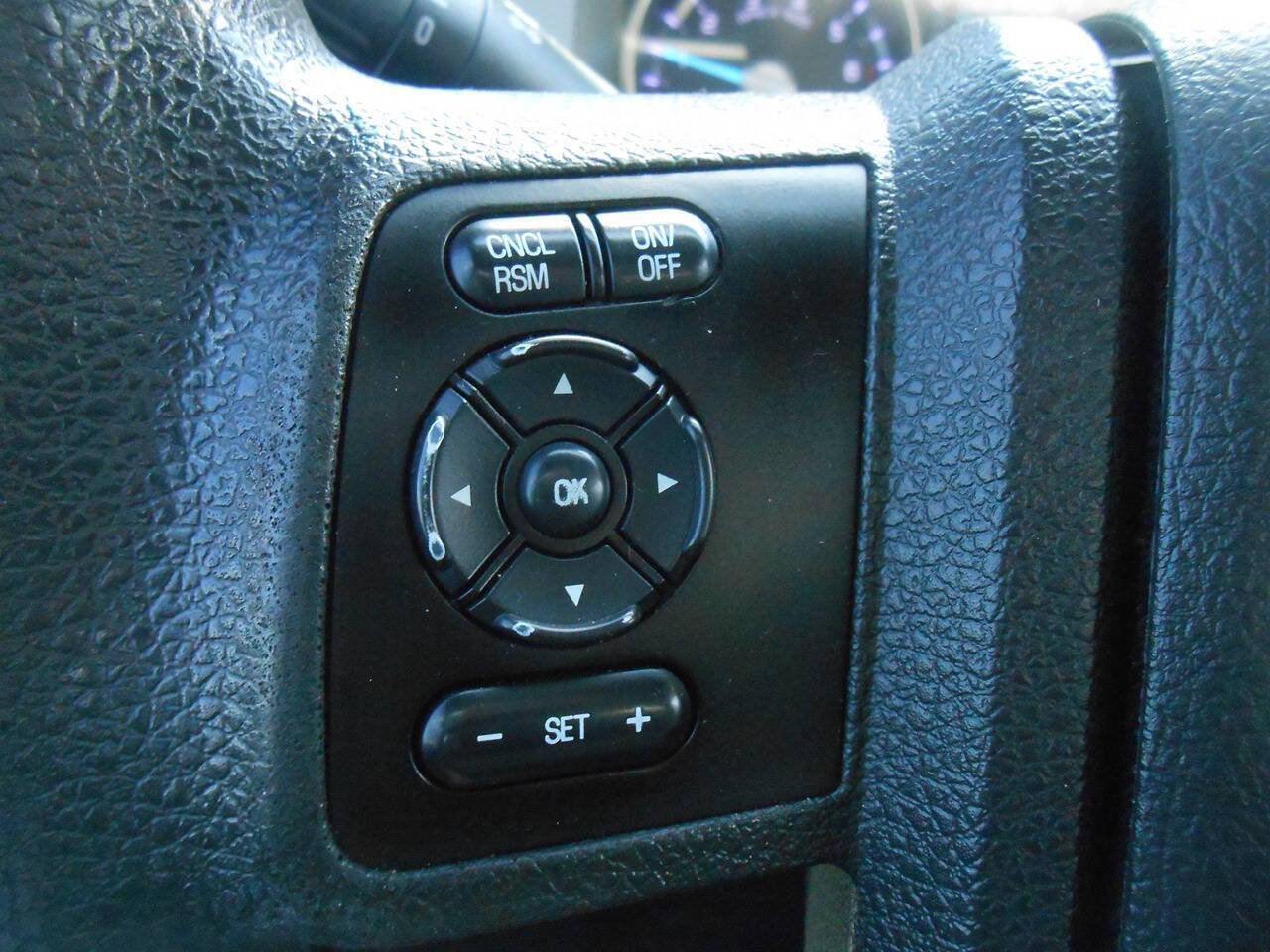 Used 2014 Ford F250 XLT w/ XLT Value Package AWD/4WD image 16