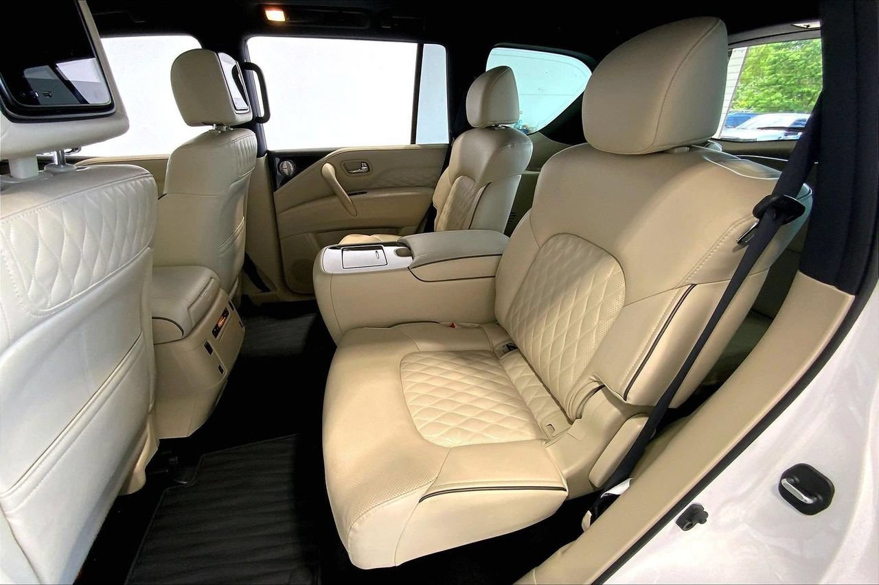 Used 2023 INFINITI QX80 Sensory w/ Cargo Package AWD/4WD image 19