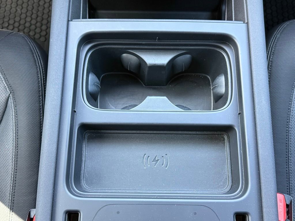 Certified 2023 Land Rover Defender 110 X-Dynamic SE image 22