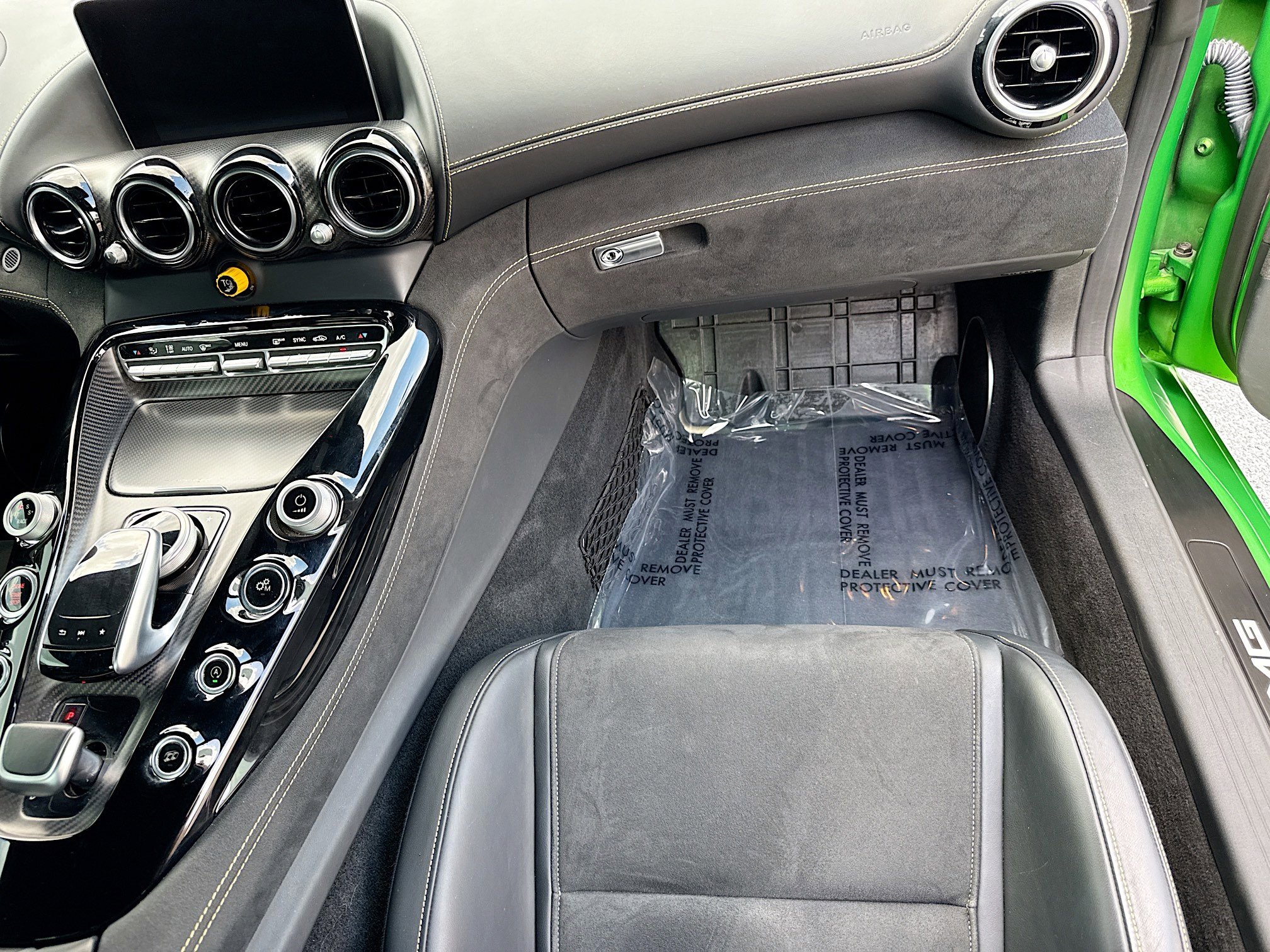 Used 2018 Mercedes-Benz AMG GT R image 16