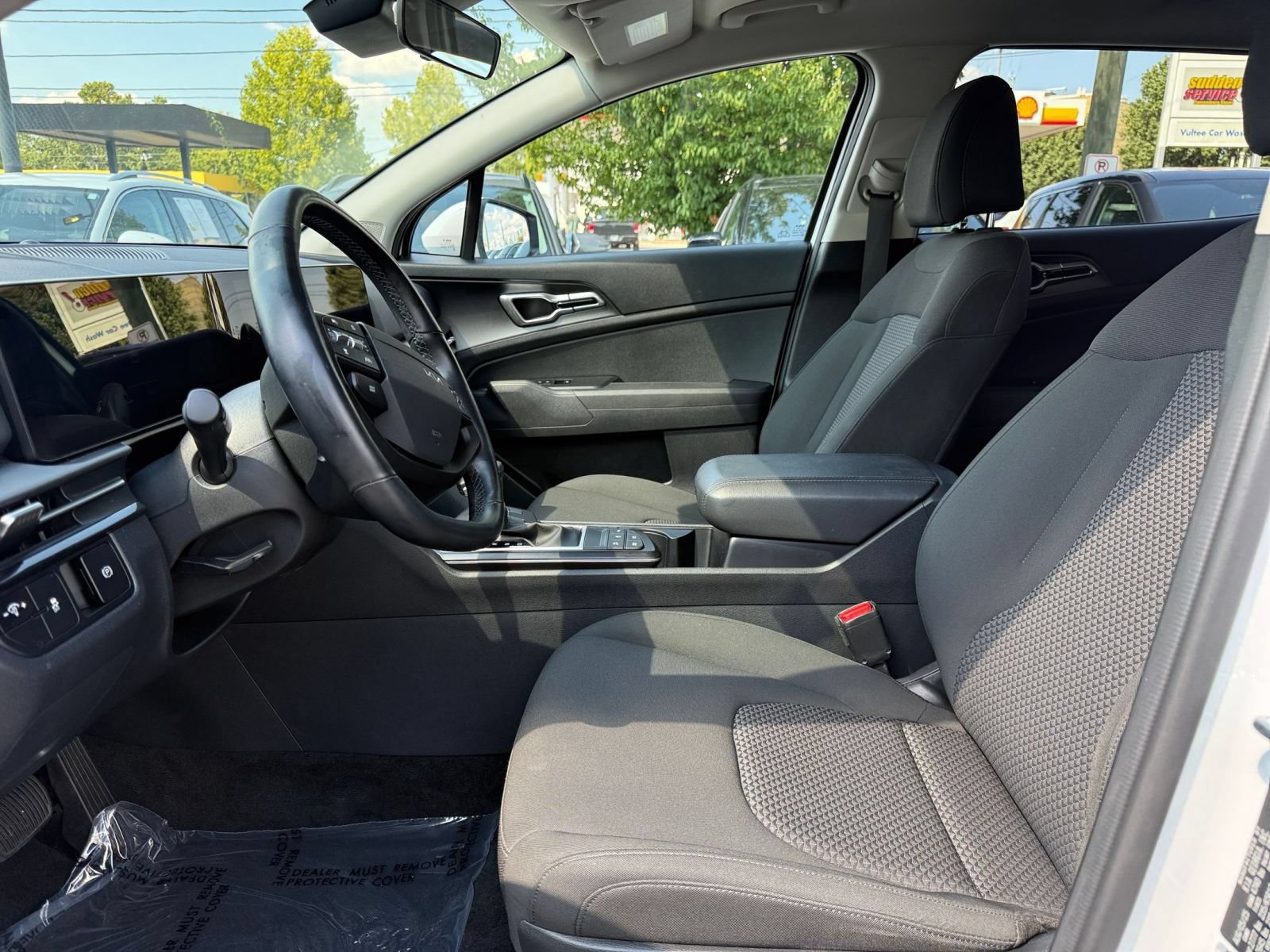 Used 2026 Kia Sportage LX FWD image 26