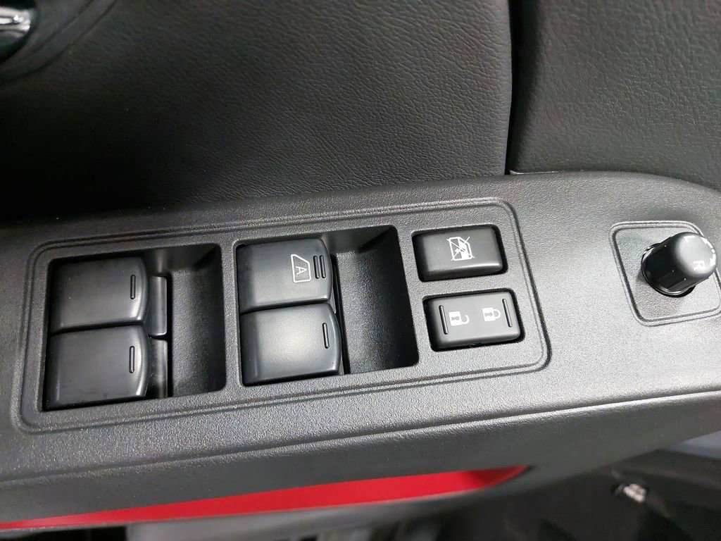 Certified 2025 Nissan Frontier PRO-4X w/ Pro Convenience Package image 50