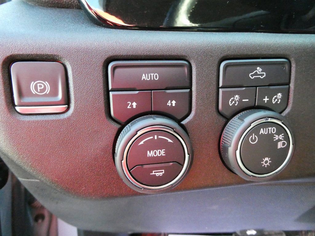 Certified 2024 Chevrolet Silverado 1500 LT image 23