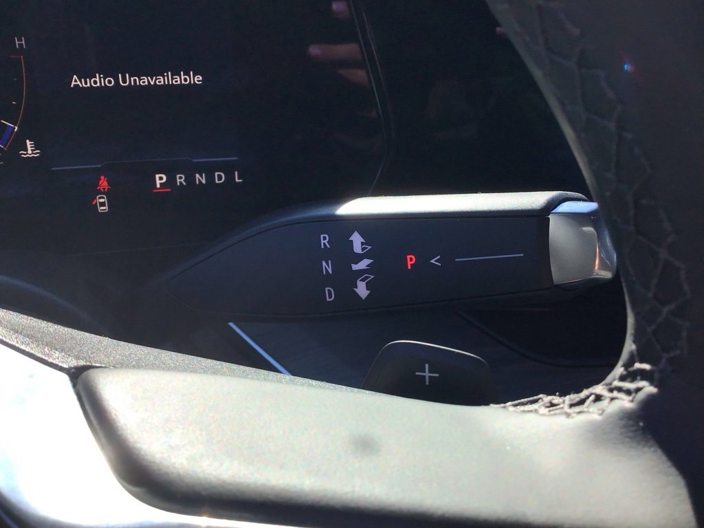 New 2026 Chevrolet Suburban LS image 39