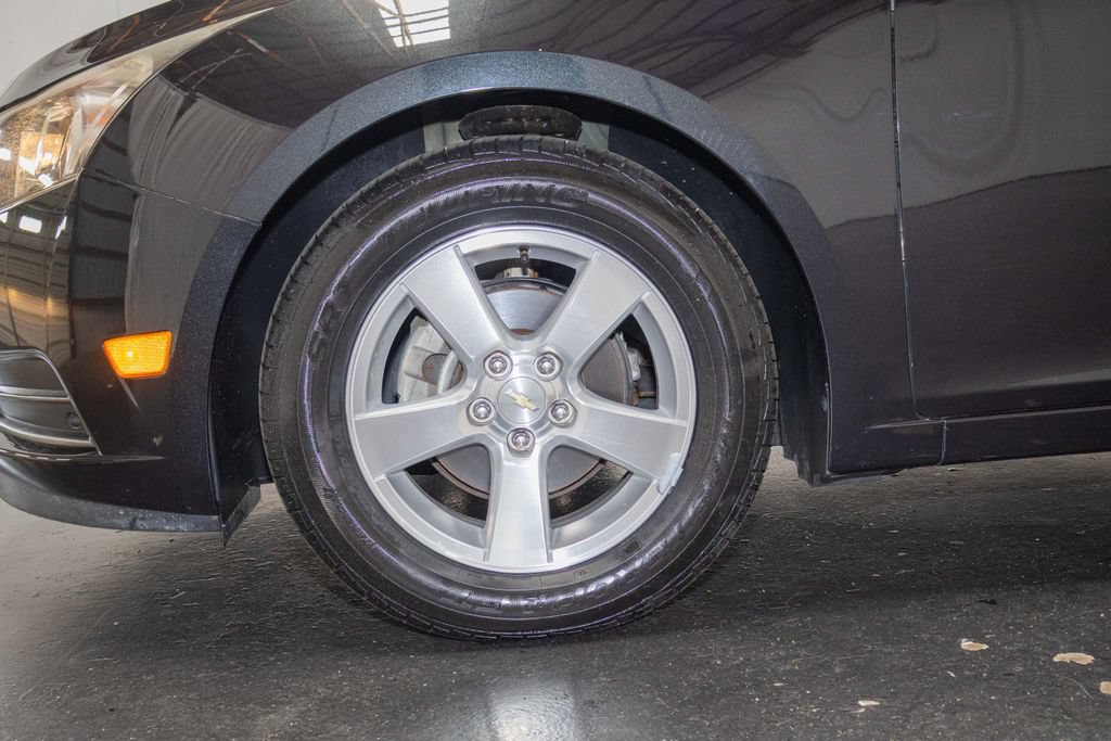 Used 2014 Chevrolet Cruze LT w/ All-Star Edition FWD image 6