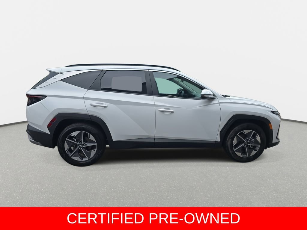 Used 2025 Hyundai Tucson SEL FWD image 4