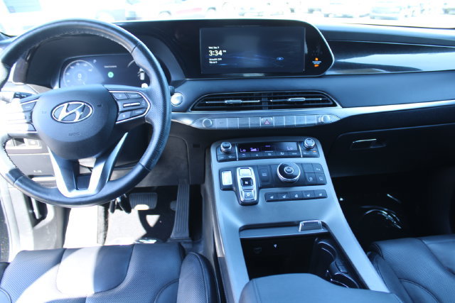 Used 2020 Hyundai Palisade Limited FWD image 13
