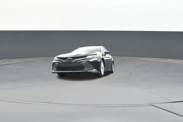 Used 2020 Toyota Camry LE image 53