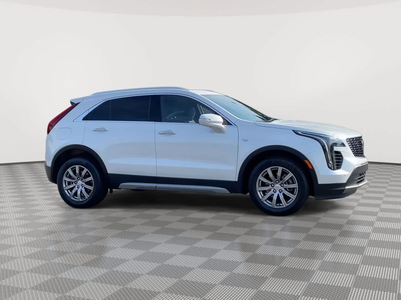 Certified 2023 Cadillac XT4 Premium Luxury w/ Technology Package AWD/4WD video 2
