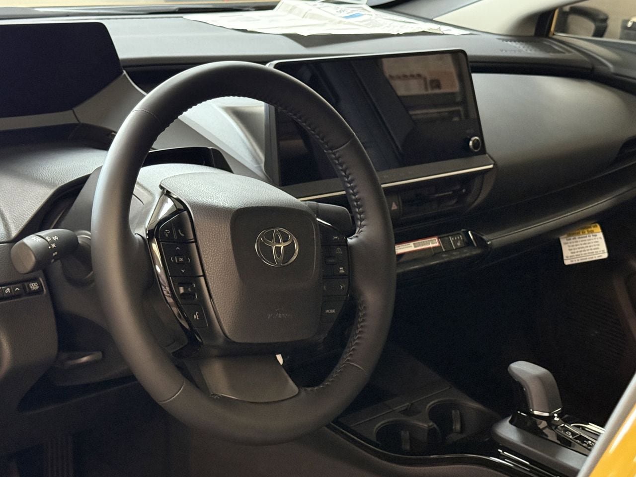 New 2026 Toyota Prius Plug-In Hybrid FWD image 11