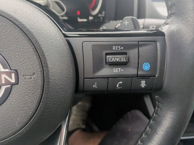 Used 2024 Nissan Rogue SL AWD/4WD image 28