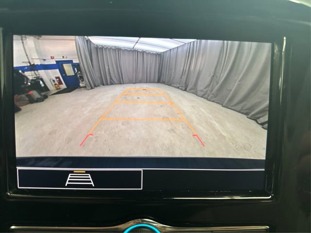 Used 2022 Chevrolet Traverse LS image 27