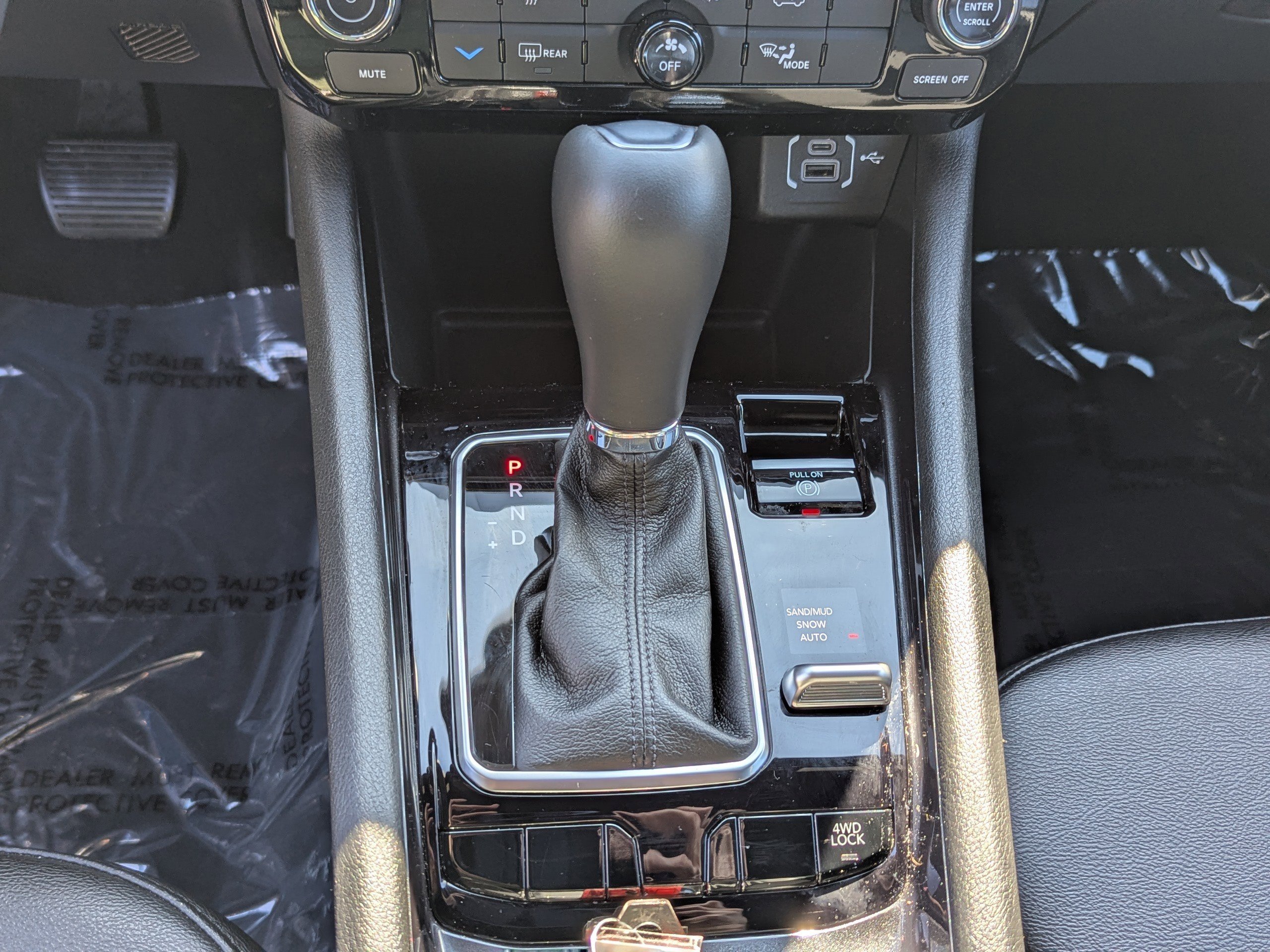 Certified 2025 Jeep Compass Latitude image 23