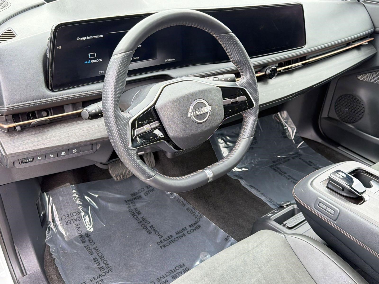 Used 2023 Nissan Ariya AWD image 4