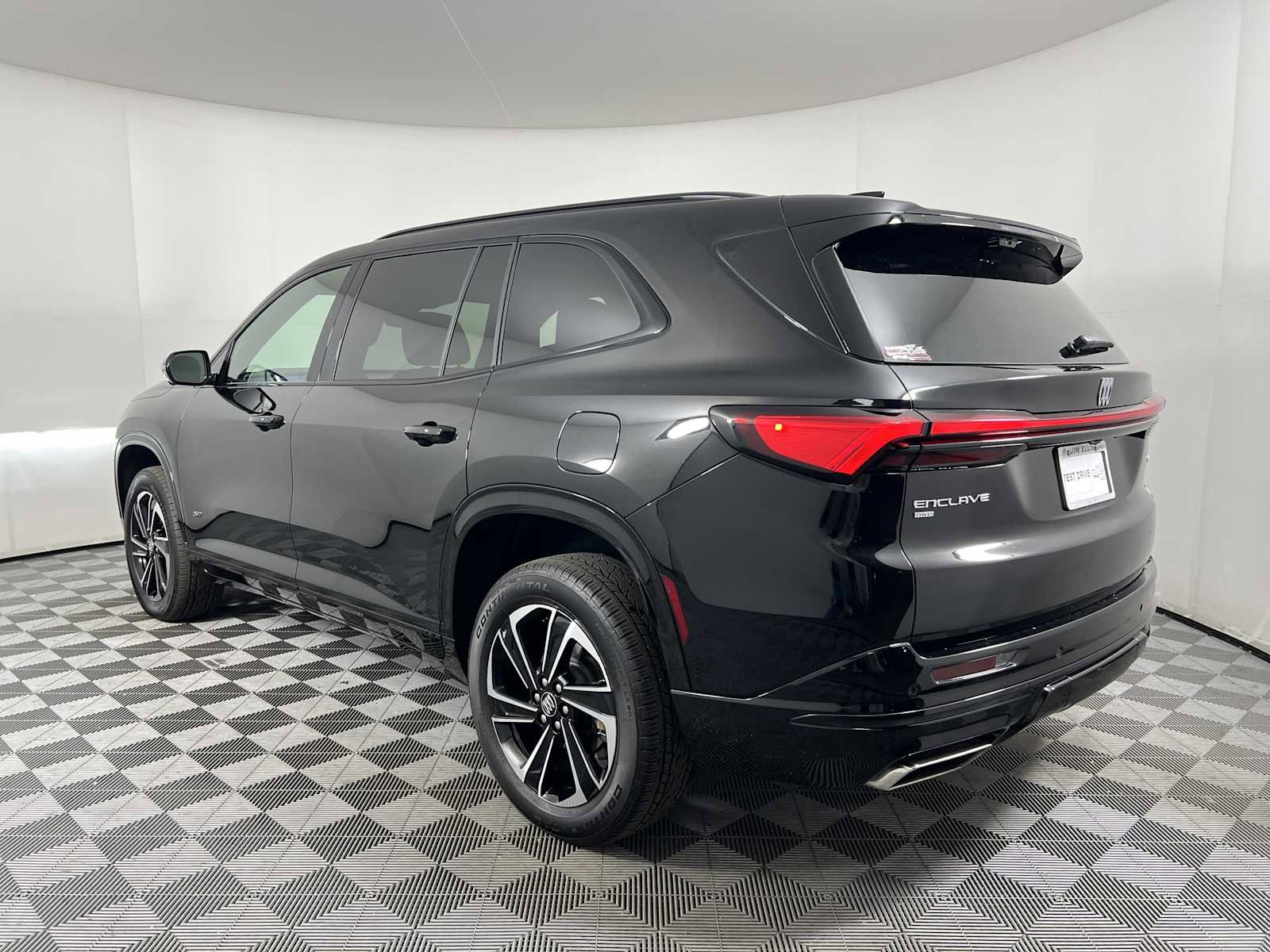 New 2026 Buick Enclave Sport Touring w/ Power Package image 4