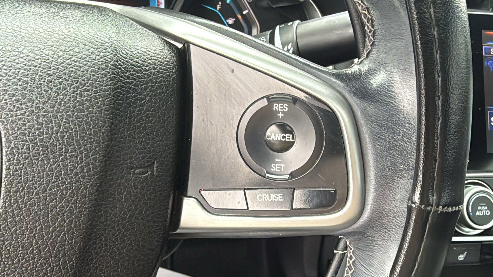 Used 2017 Honda Civic EX-L image 11