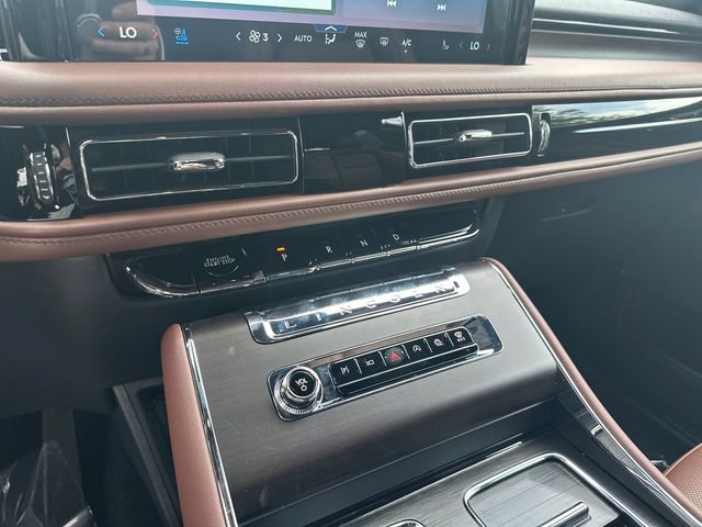 New 2026 Lincoln Aviator Reserve RWD image 28