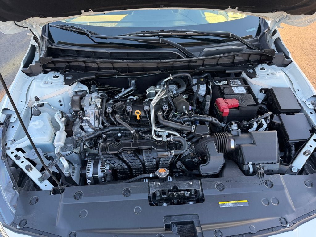 Used 2023 Nissan Altima 2.5 SR w/ SR Premium Package AWD/4WD image 30