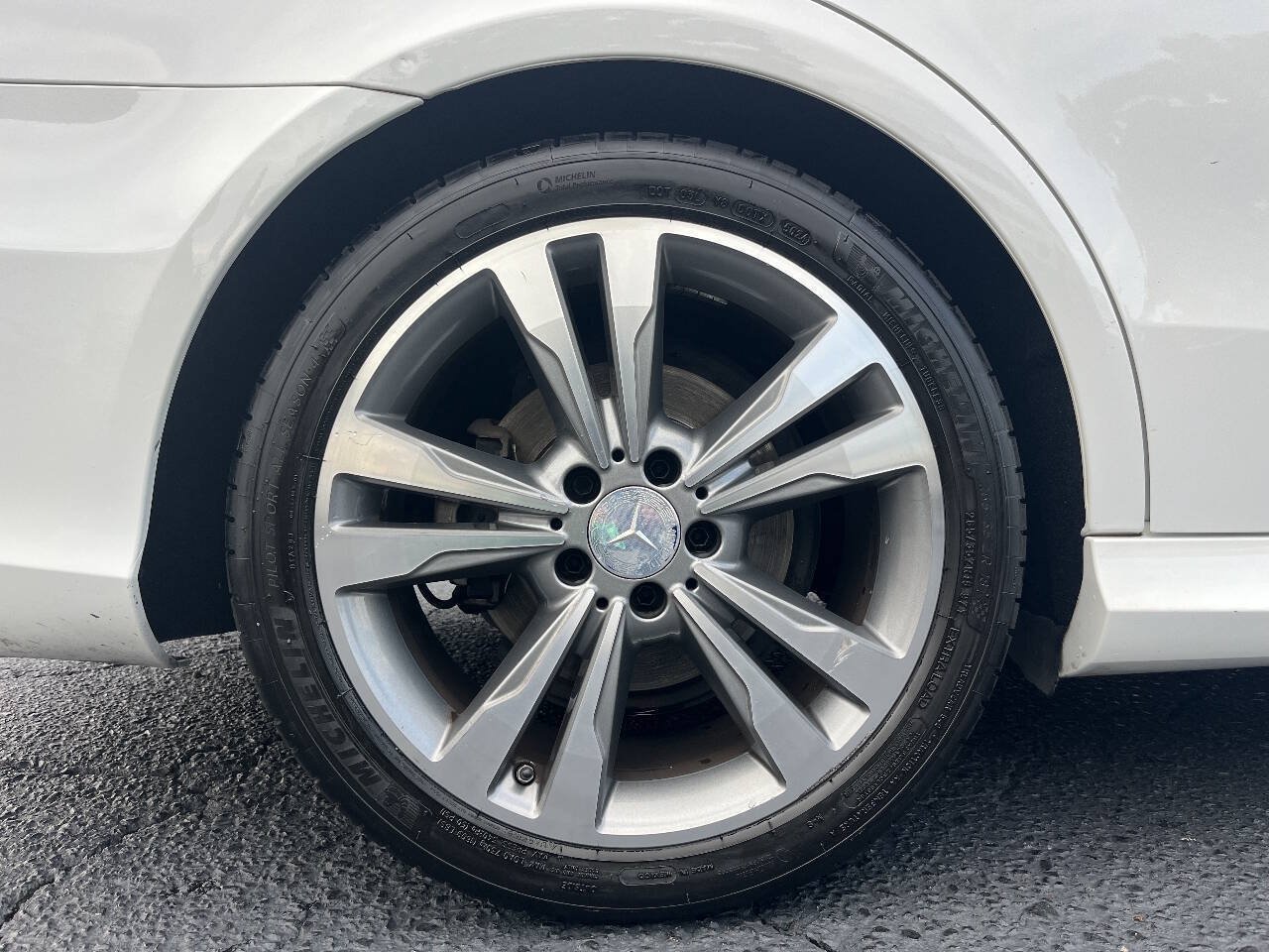 Used 2014 Mercedes-Benz E 350 Sedan image 24