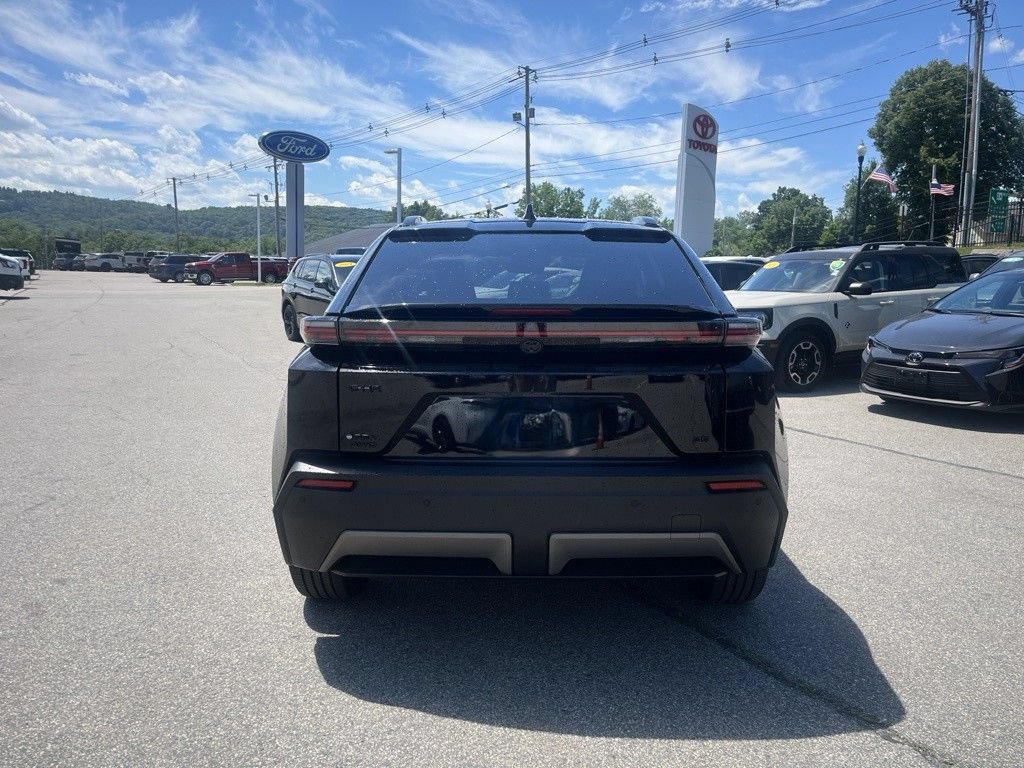 New 2026 Toyota C-HR AWD/4WD image 4