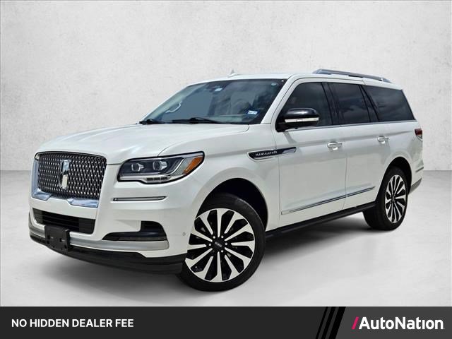 Used 2023 Lincoln Navigator Reserve AWD/4WD image 1
