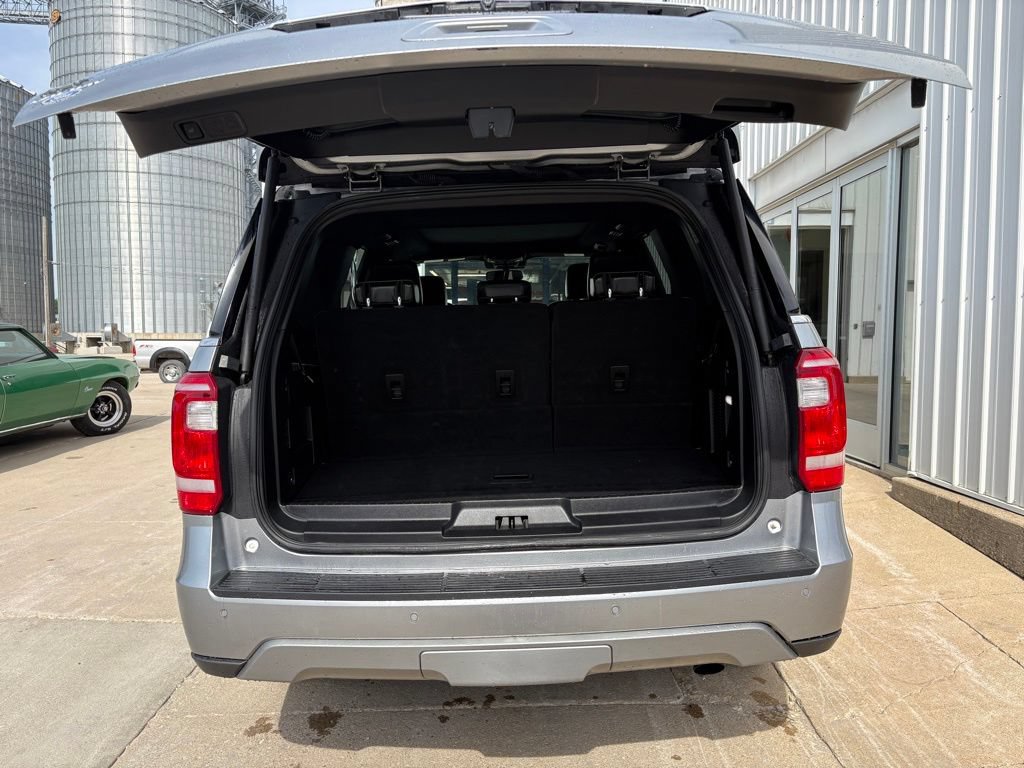 Used 2021 Ford Expedition XLT AWD/4WD image 7