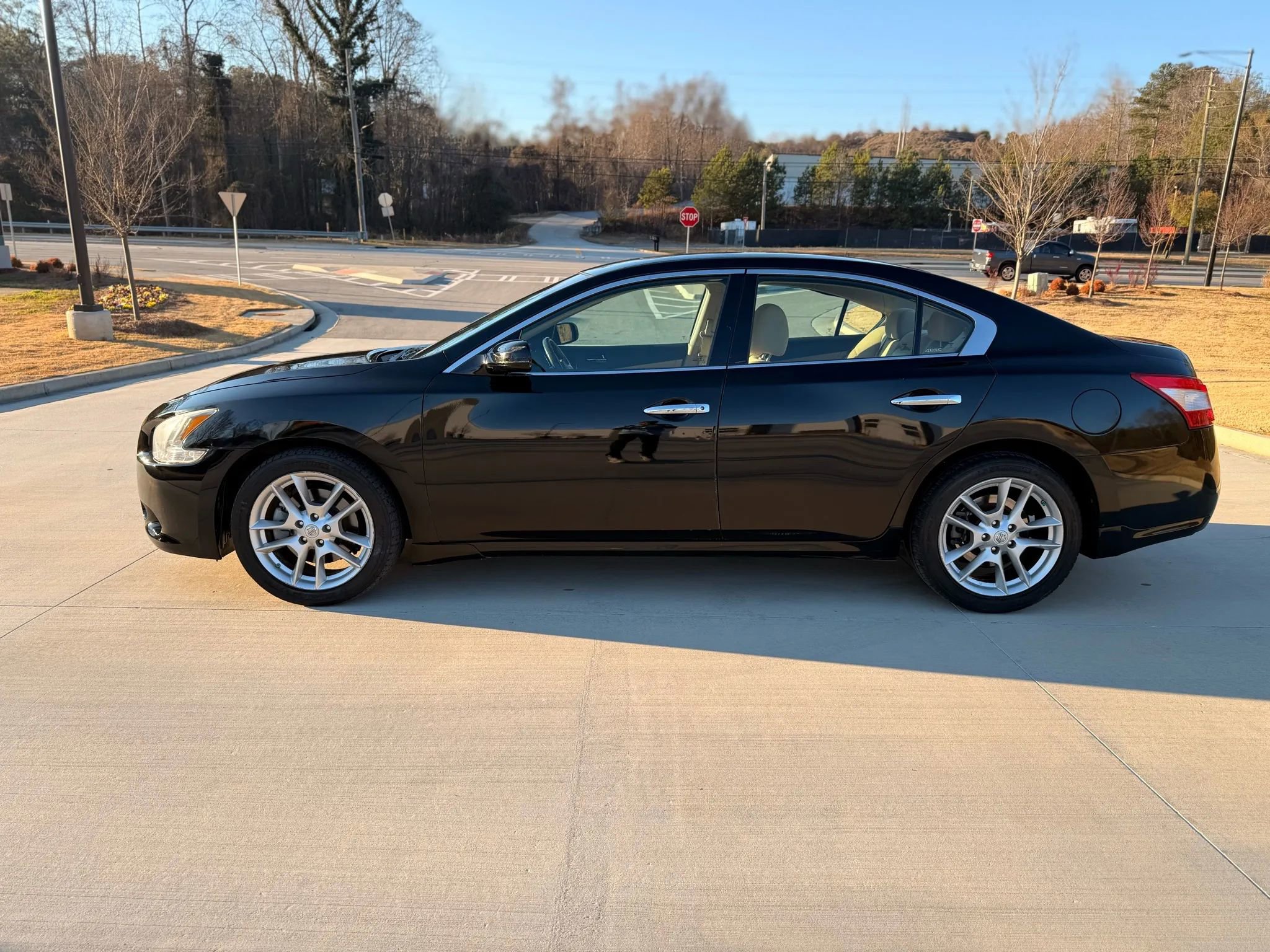 Used 2011 Nissan Maxima 3.5 S image 4
