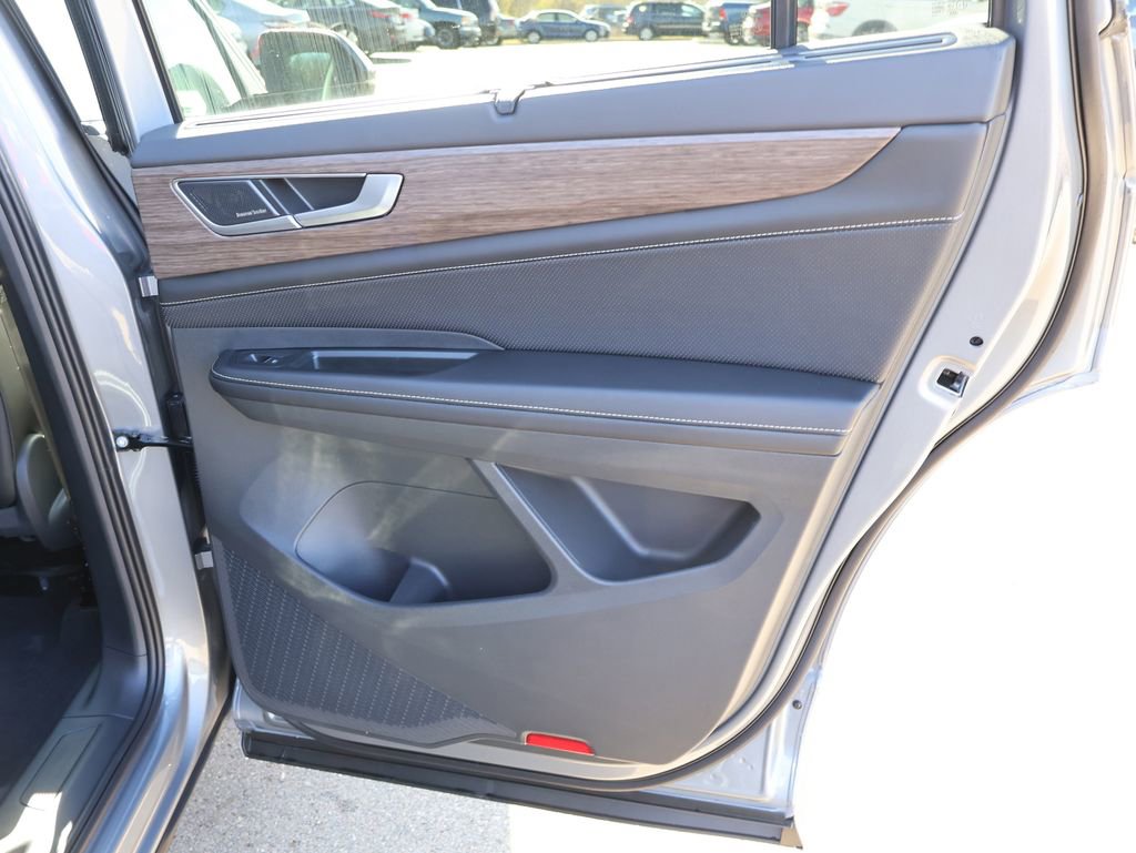 New 2026 Volkswagen Atlas SEL Premium R-Line image 15