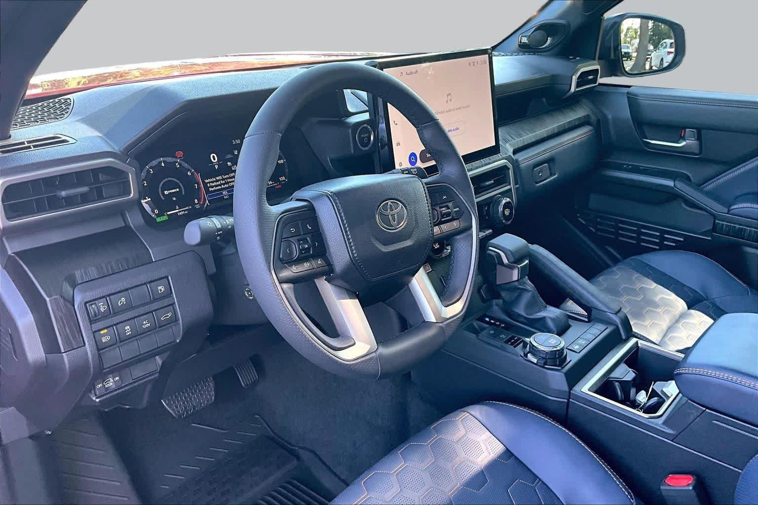 Used 2026 Toyota 4Runner Platinum AWD/4WD image 18