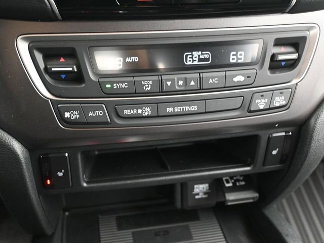 Used 2023 Honda Passport EX-L image 16