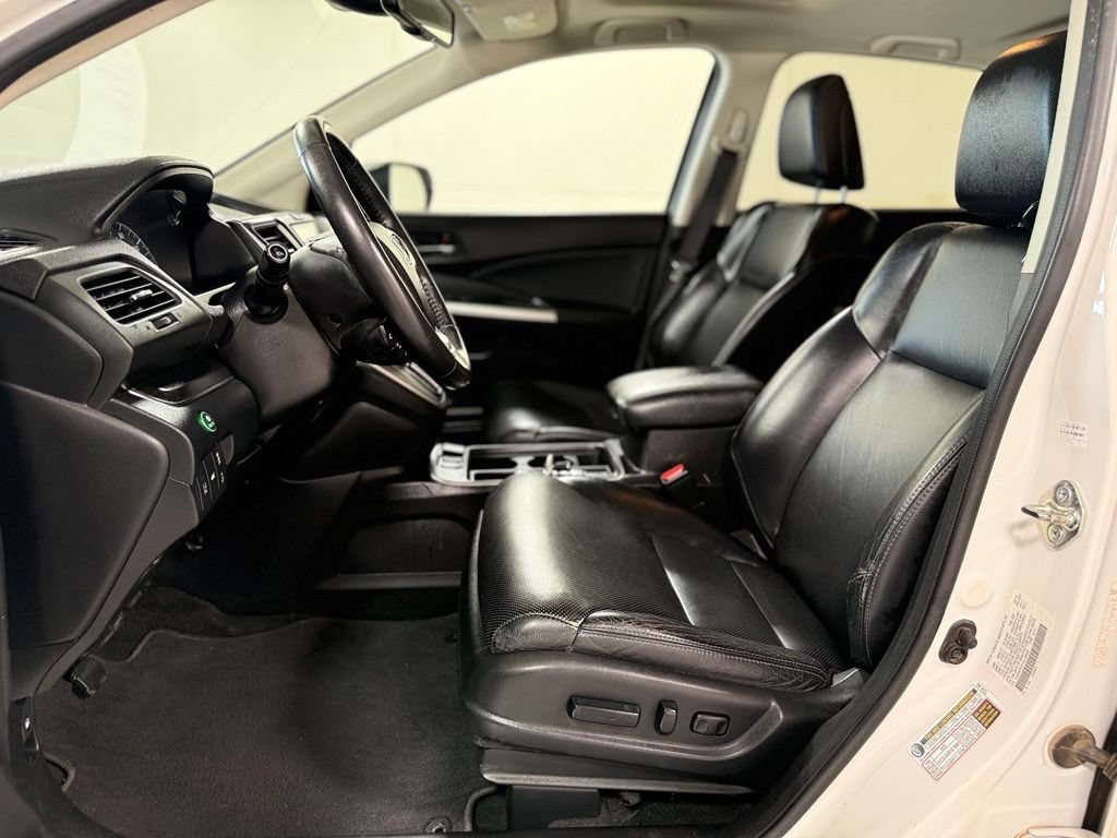 Used 2016 Honda CR-V Touring image 12