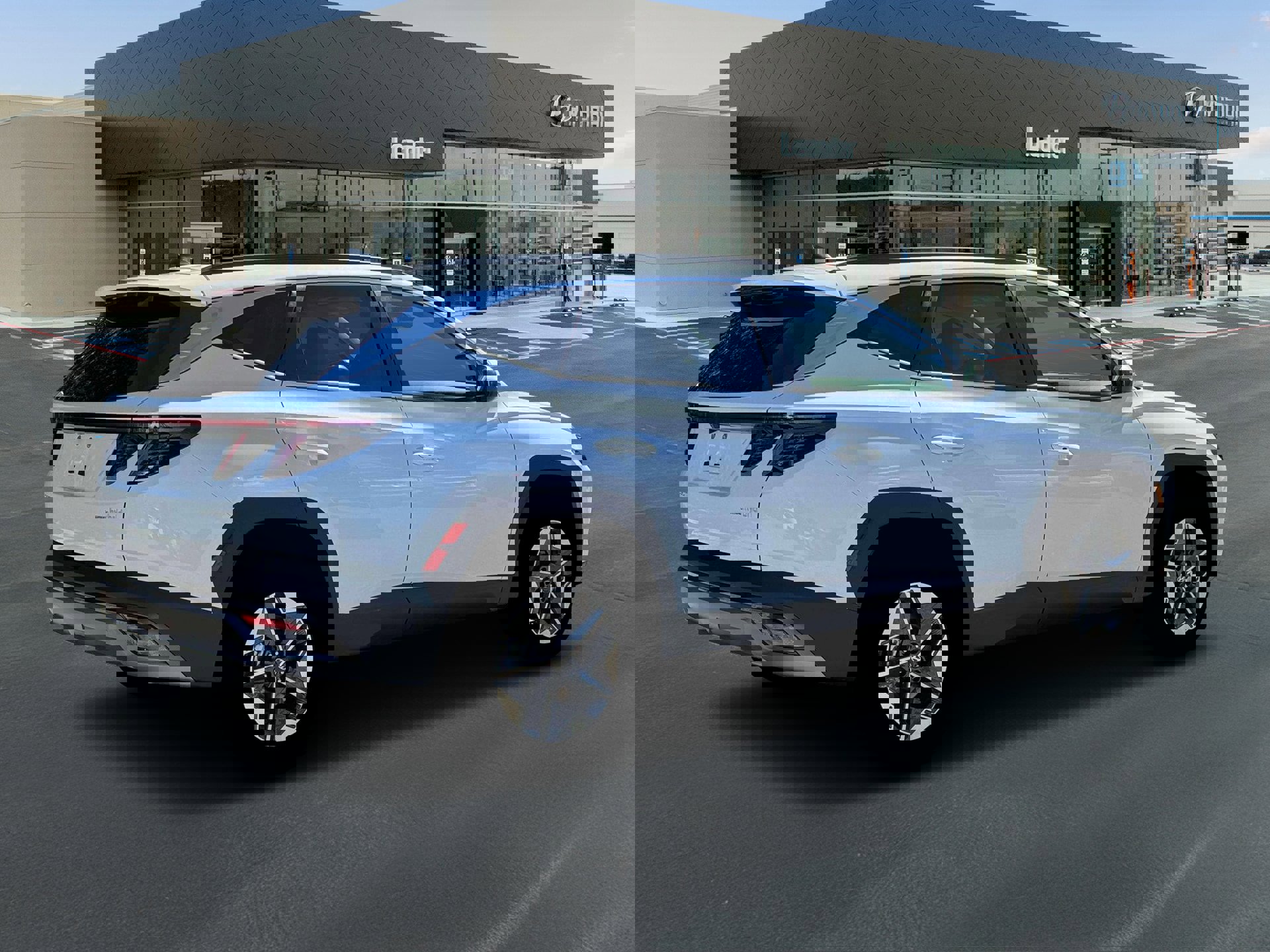 New 2026 Hyundai Tucson SEL w/ Tow & Go Package image 8