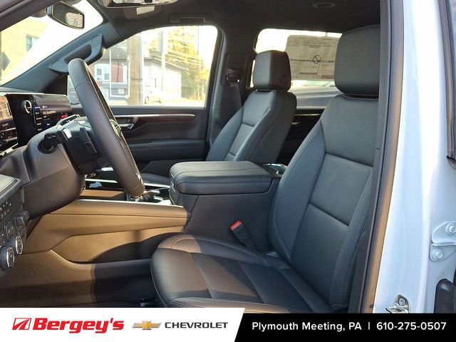 New 2026 Chevrolet Suburban LT w/ Comfort Package image 7