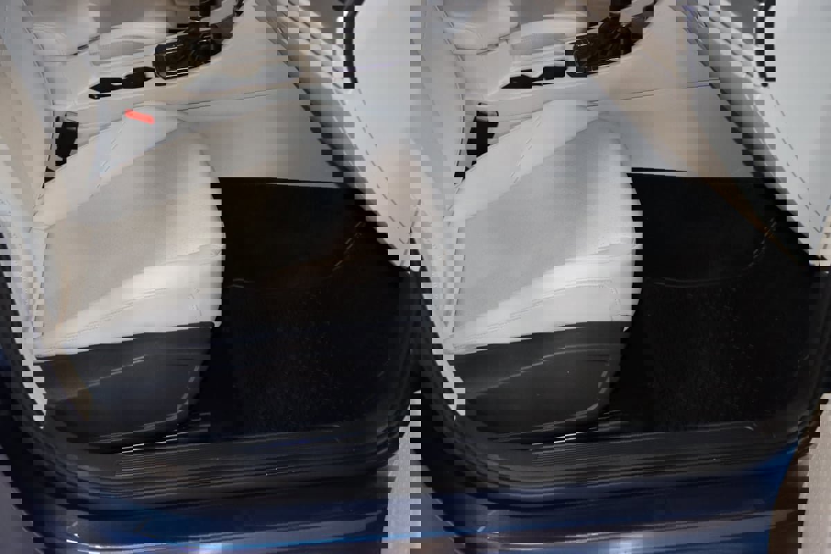 Used 2019 Volkswagen Jetta SE w/ Cold Weather Package image 50