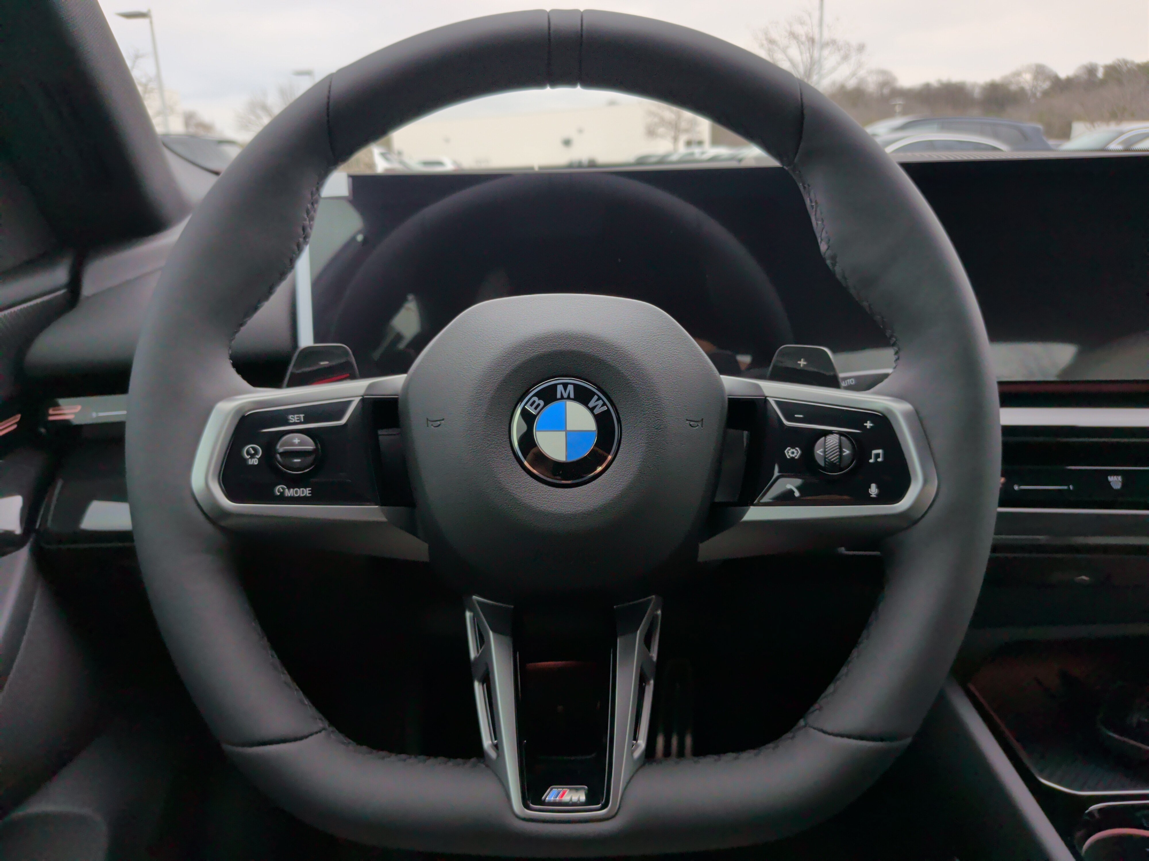 Used 2026 BMW 530i xDrive w/ M Sport Package AWD/4WD image 22