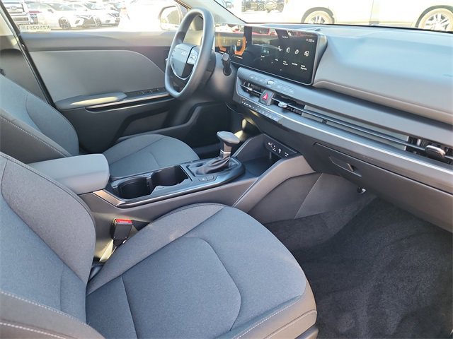 New 2025 Kia K4 LXS image 15