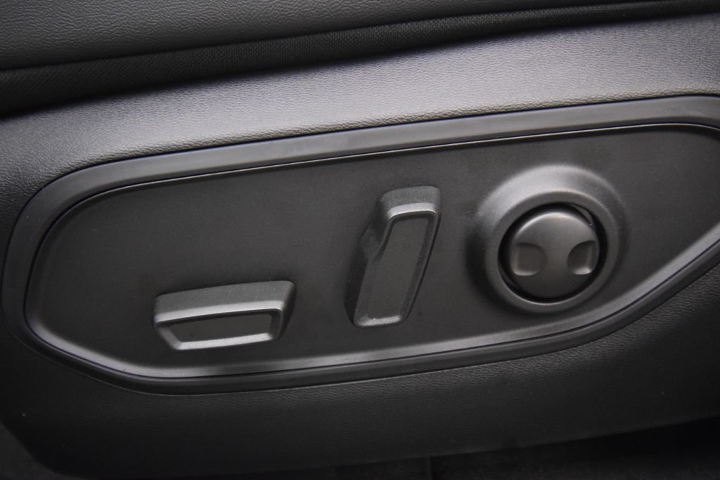 New 2026 Jeep Cherokee Limited AWD/4WD image 29