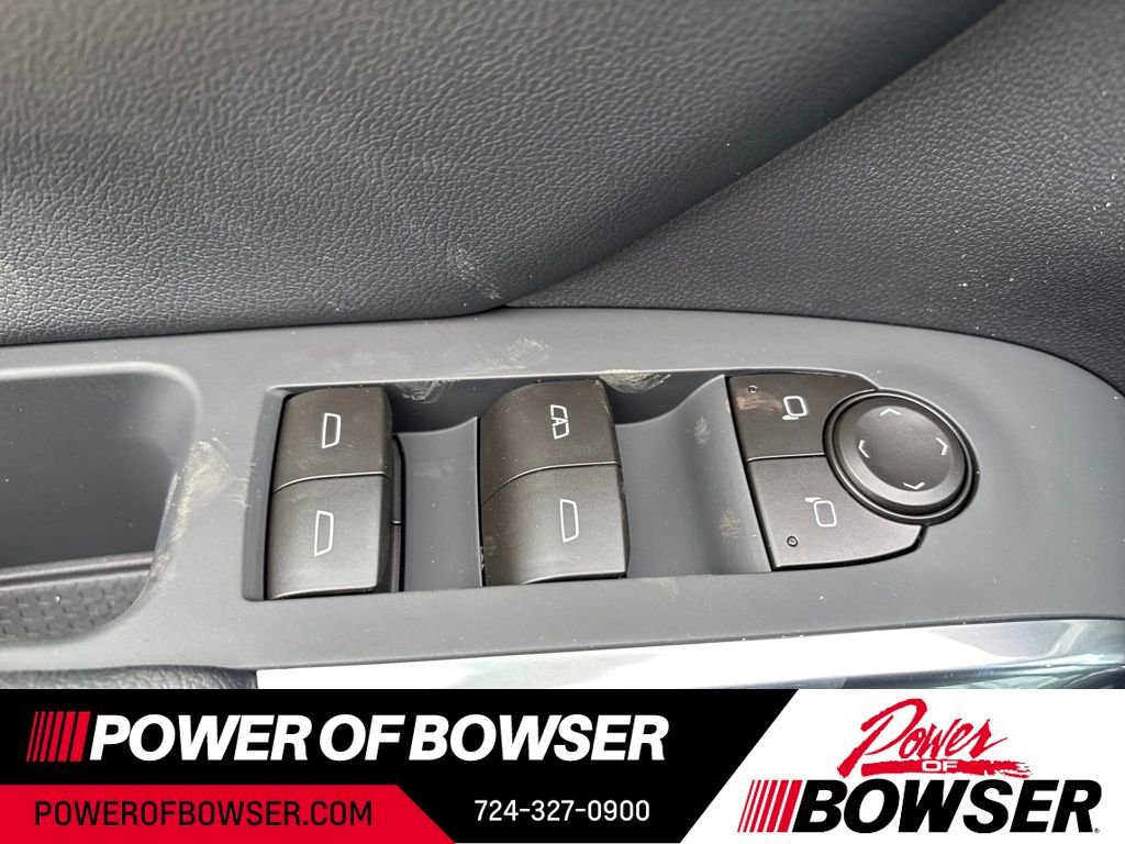 New 2026 Chevrolet Traverse LT w/ Sun and Wheel Package image 7