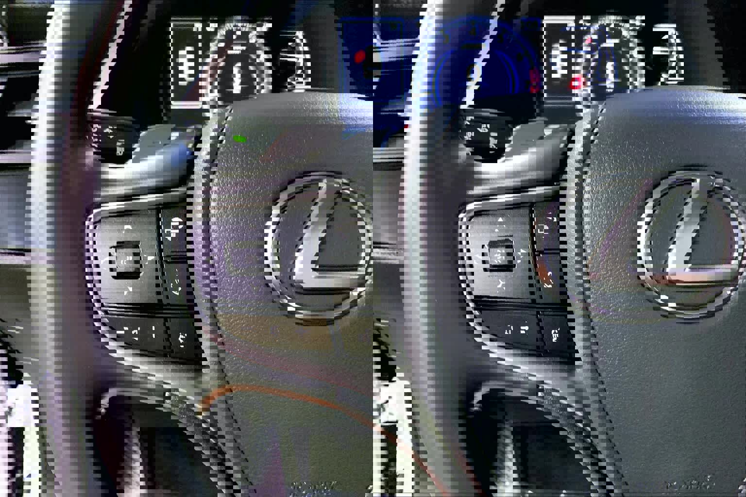 Certified 2022 Lexus ES 350 w/ Premium Package image 24