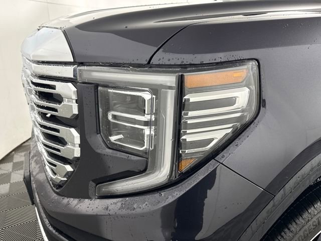 Used 2024 GMC Sierra 1500 Denali w/ Denali Reserve Package AWD/4WD image 11