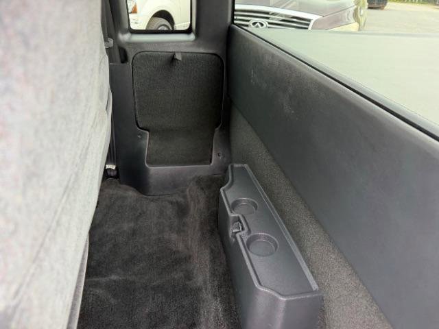 Used 2000 Chevrolet S10 Pickup LS w/ Preferred Equipment Group RWD image 25