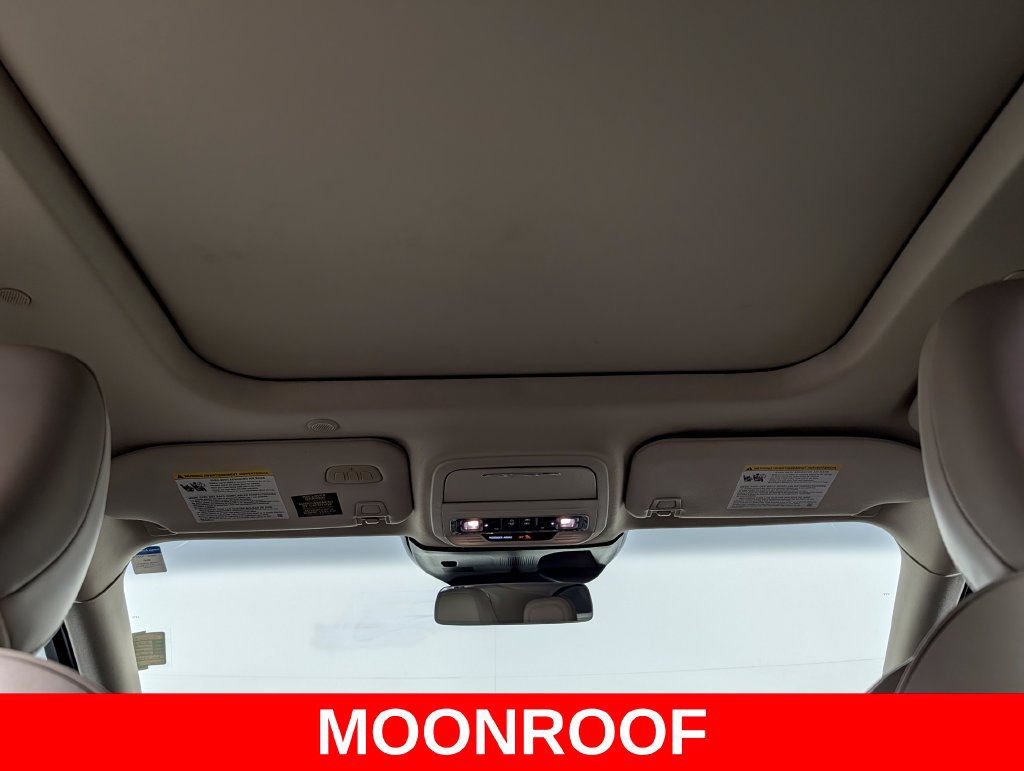 Used 2022 Lincoln Corsair Reserve w/ Equipment Group 201A FWD image 13