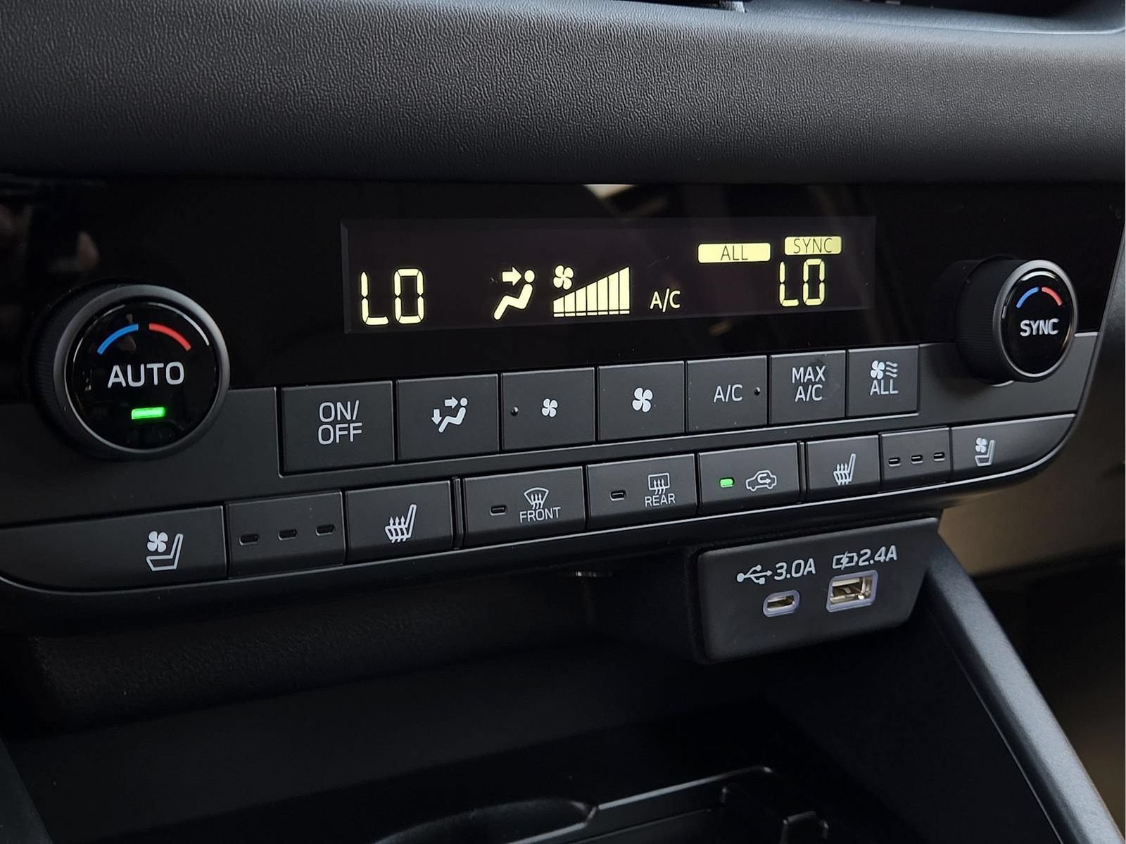 New 2026 Subaru Outback Touring AWD/4WD image 16