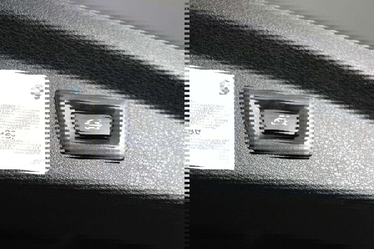 Used 2020 BMW X2 sDrive28i image 32