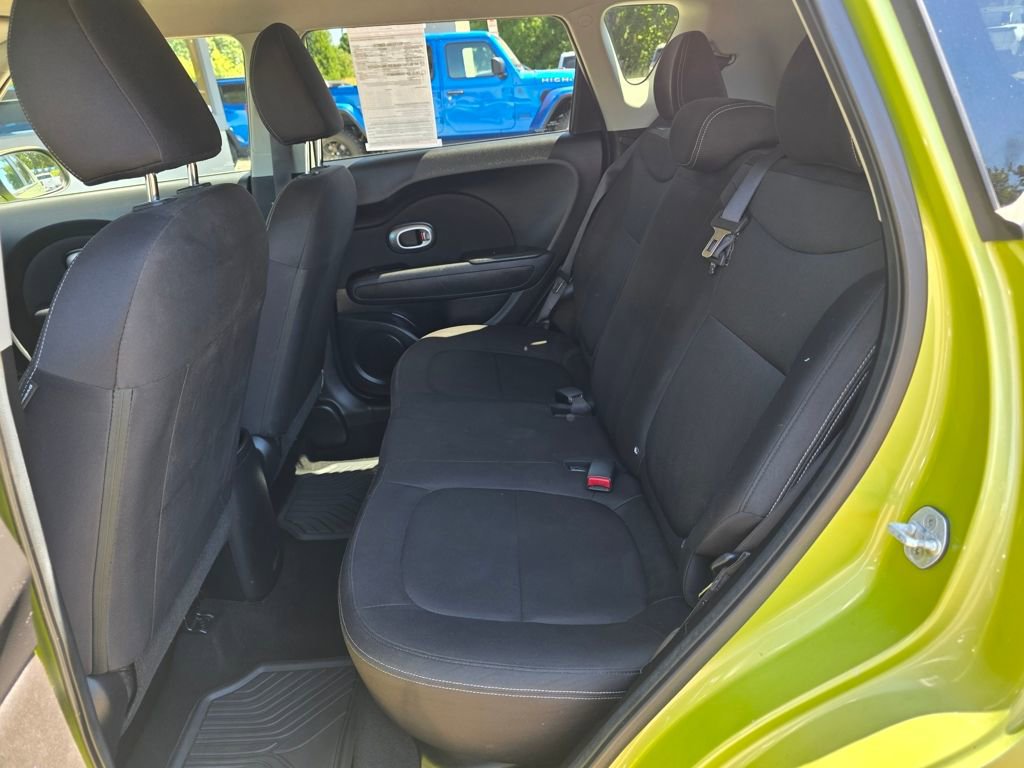Used 2016 Kia Soul image 9