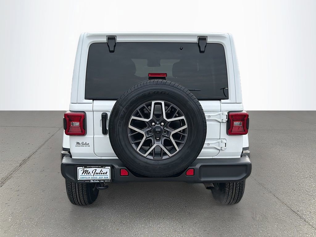 Used 2024 Jeep Wrangler Sahara image 5