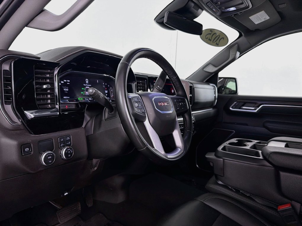 Used 2025 GMC Sierra 1500 SLT RWD image 14